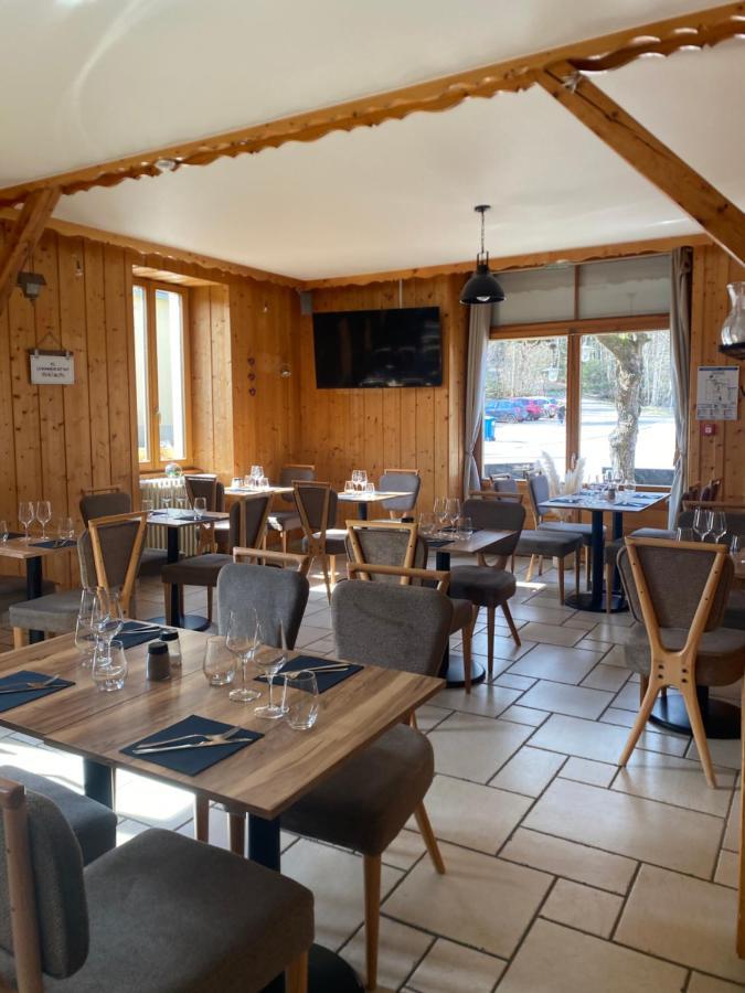 Hotel Restaurant Des Lacs Chaux-des-Crotenay Exterior photo